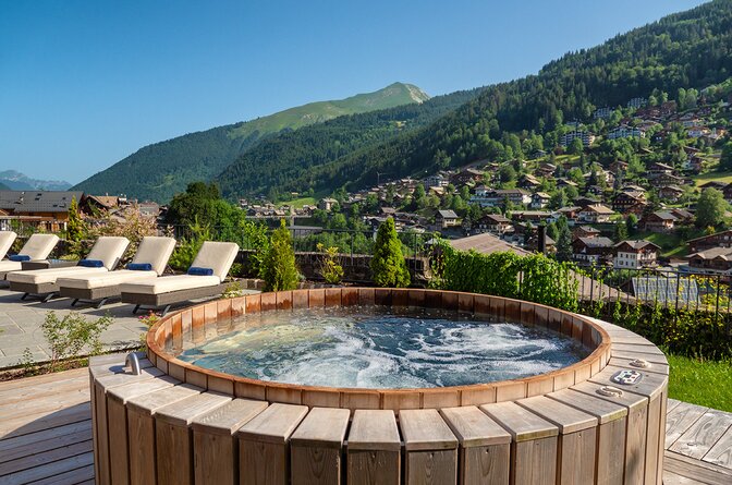 Hot tub in Morzine in the summer