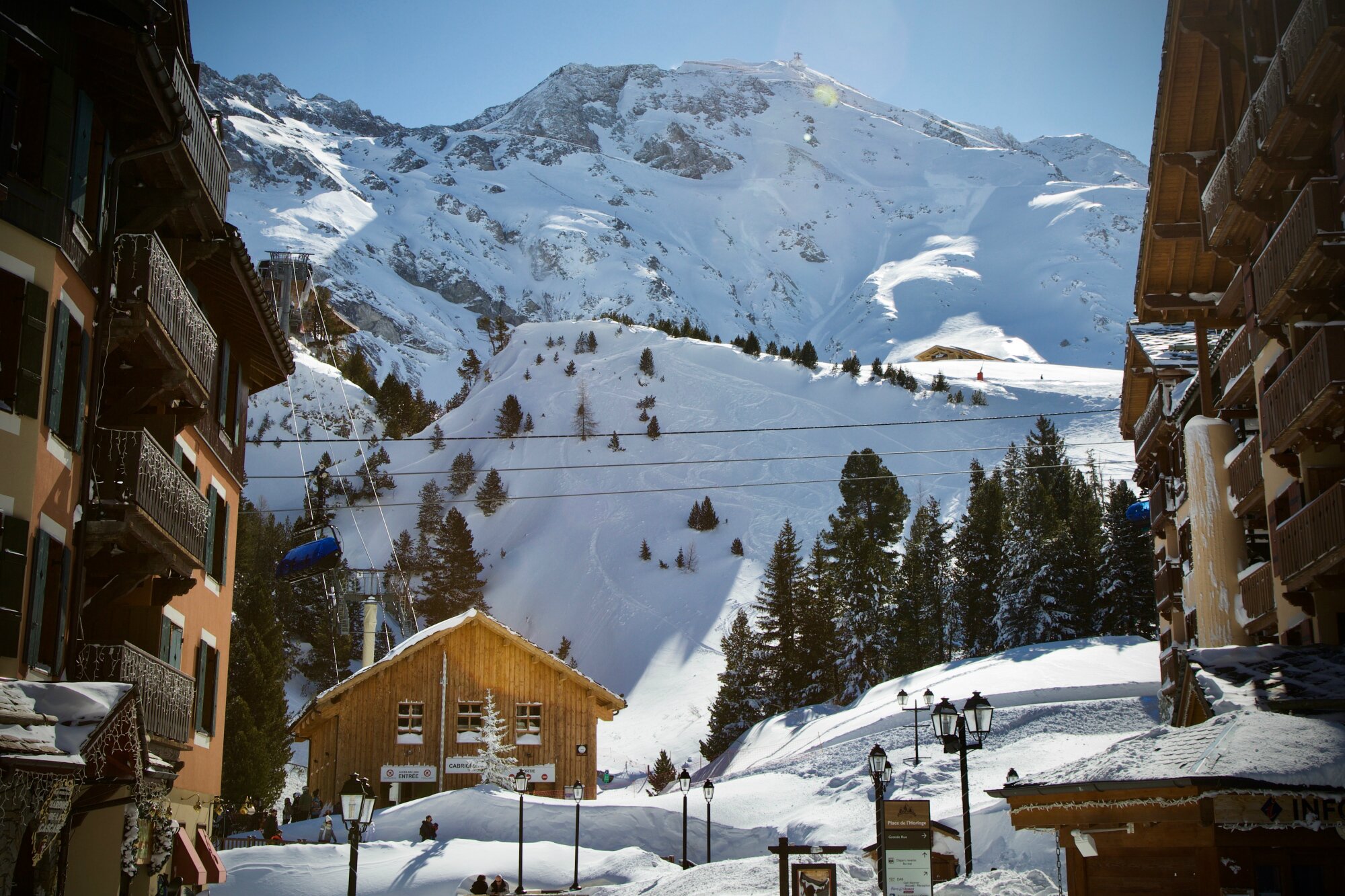 Snowy image of Les Arcs