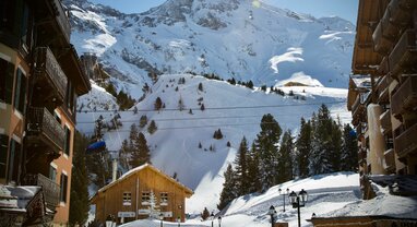 Snowy image of Les Arcs