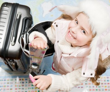 picture of child with suitcase